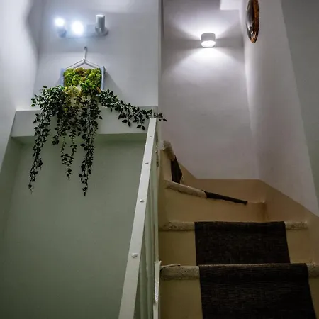 House Bed and breakfast 3*