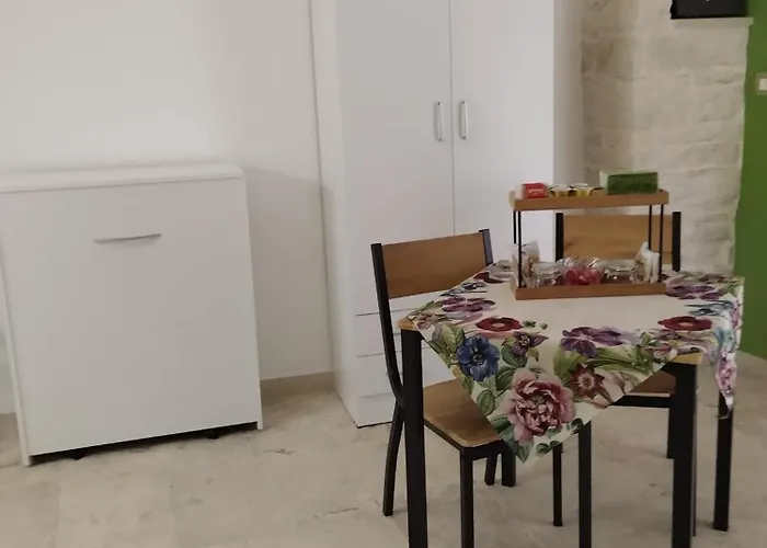 House 3*